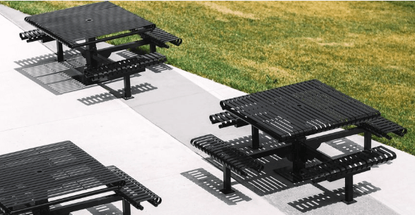 Choosing the Right Commercial Picnic Tables for Long-Lasting Durability