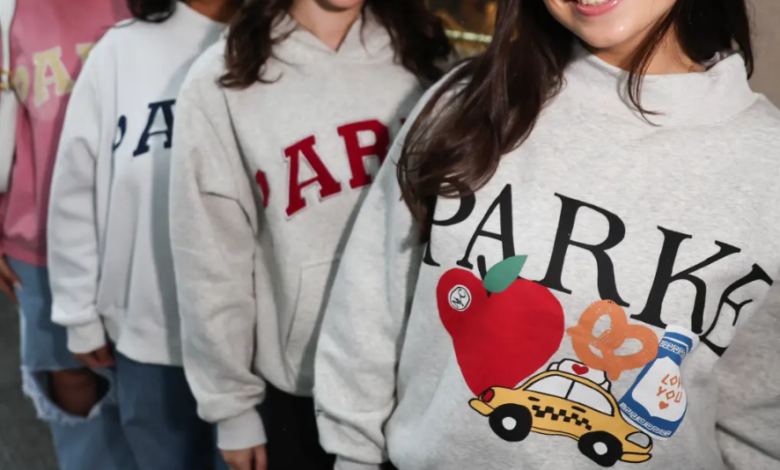 Where to Buy Original Parke Sweatshirts Online? Best Sites Reviewed